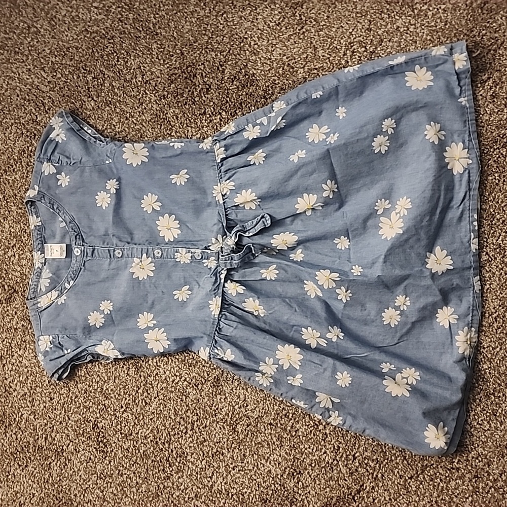Girls dress